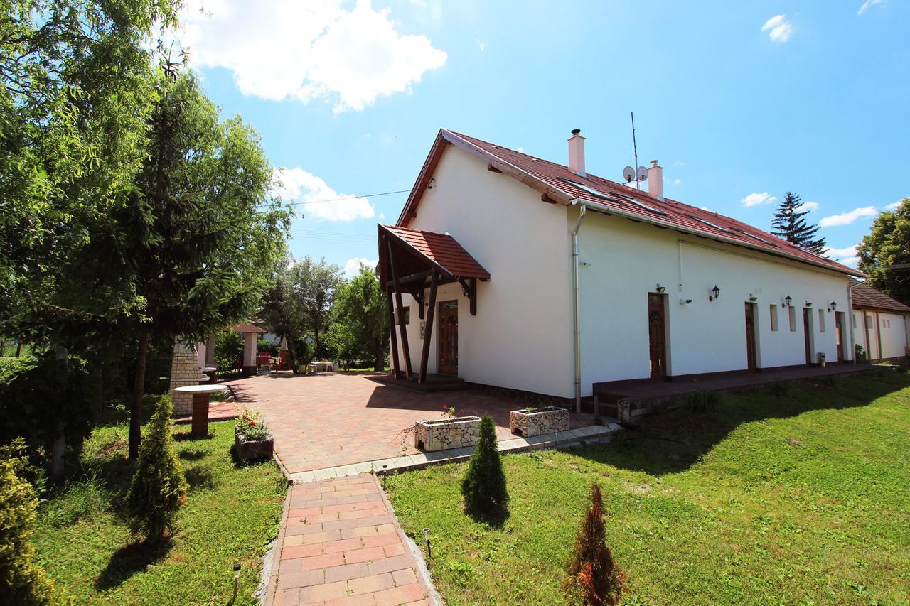 Felső Fogadó Felsőtold Exterior foto