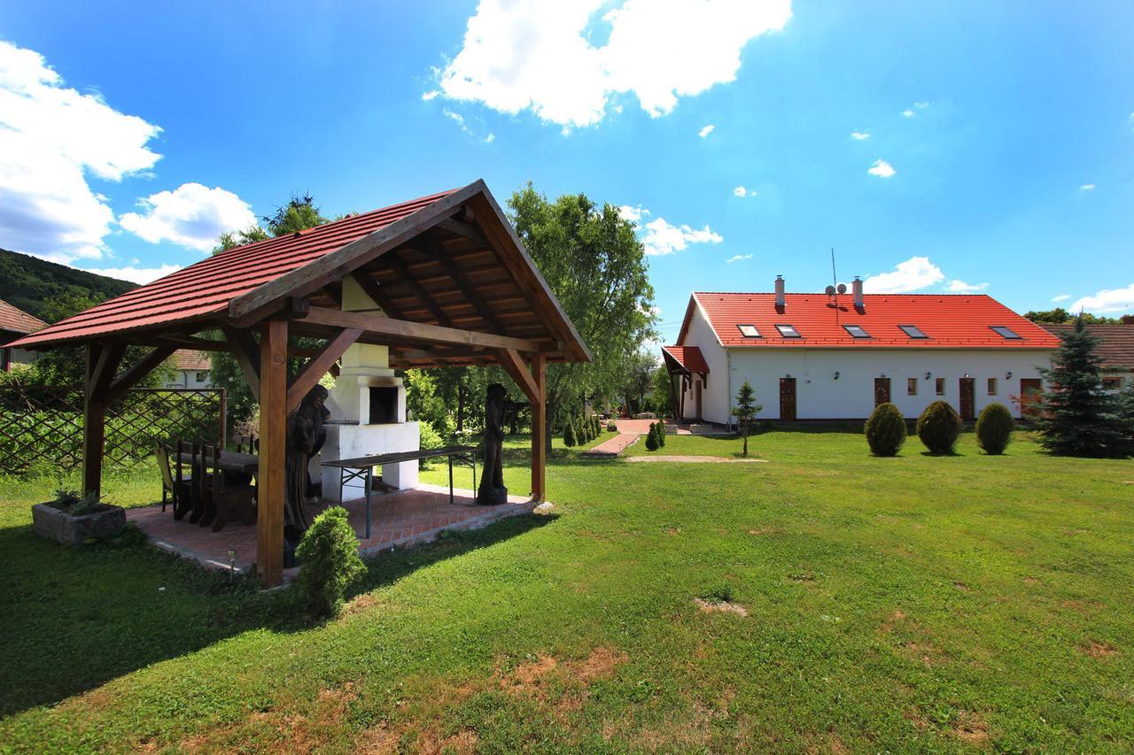 Felső Fogadó Felsőtold Exterior foto